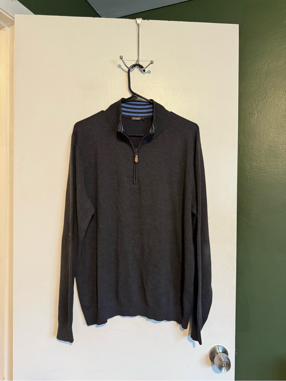 J. McLaughlin men’s gray 1/4 zip pullover sweater size large